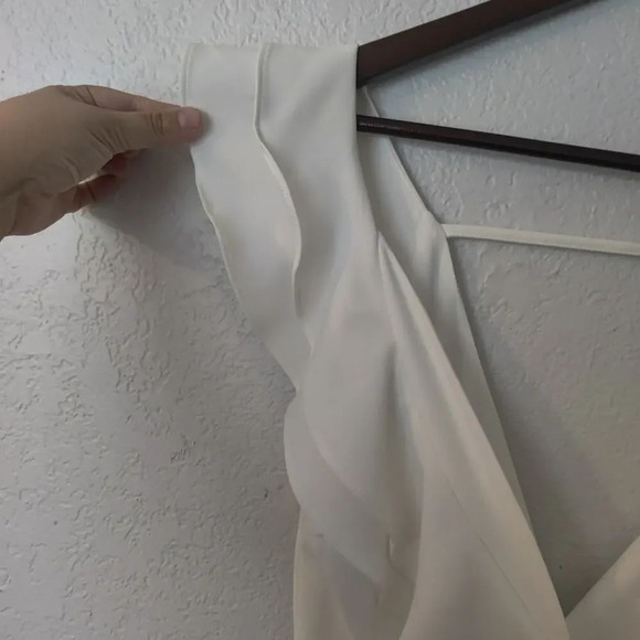 TCEC White Romper Ruffle One Shoulder Cap Short Sleeve V-Neck Size S - Picture 5 of 8